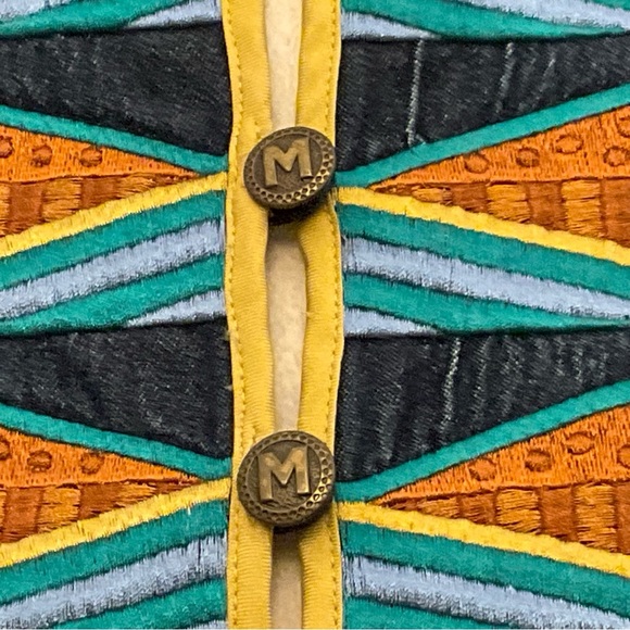 Bob Mackie Med Wearable Art Denim Shirt Inset/Cuffs Colorful Tribal Embroidery - Picture 4 of 16